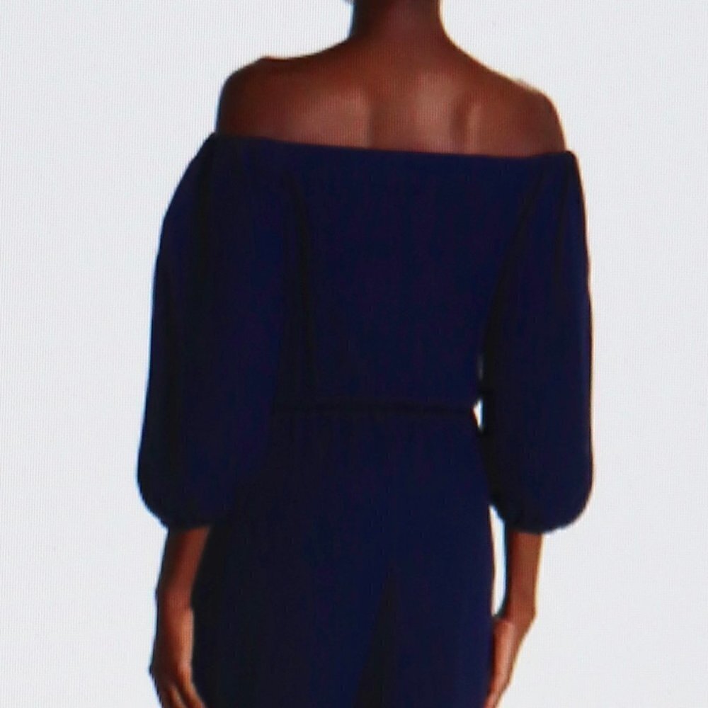 THEORY Off the Shoulder Classic Jumpsuit Size M - Picture 2 of 7